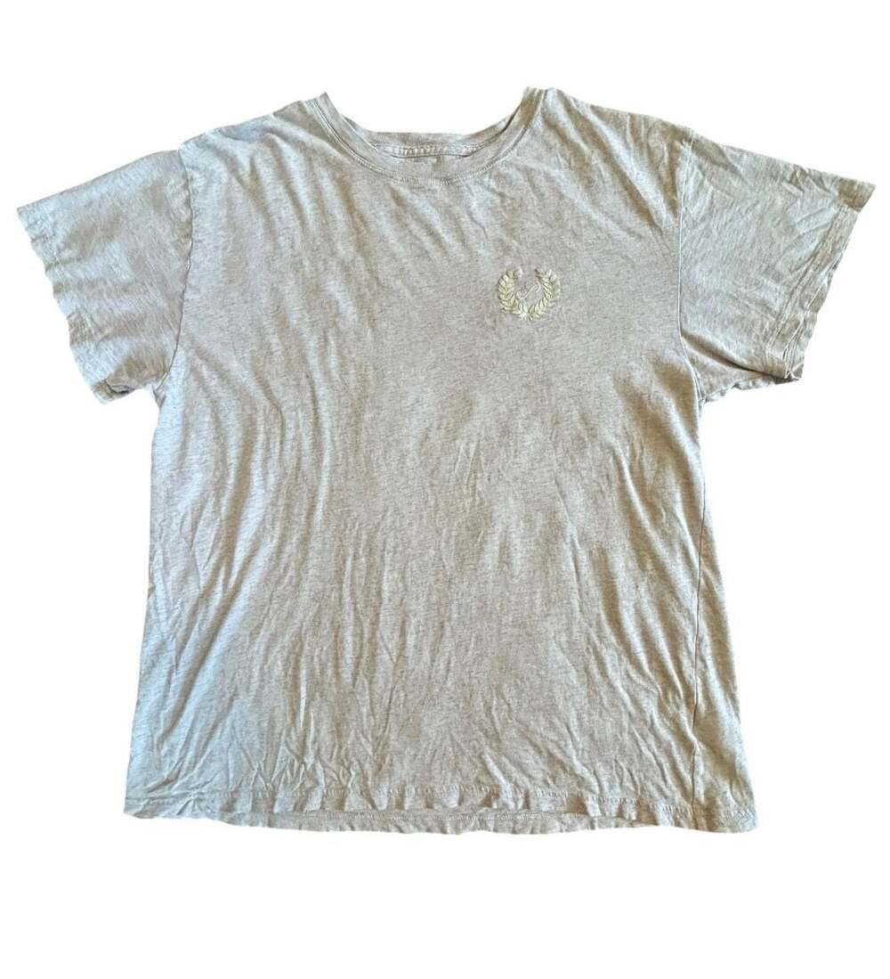 Victoria's Secret PINK Gray Short Sleeve T-Shirt with Embroidered Laurel Wreath